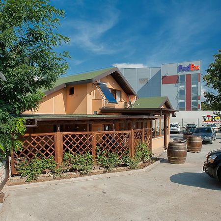 Apartament Danilovgrad Exteriör bild
