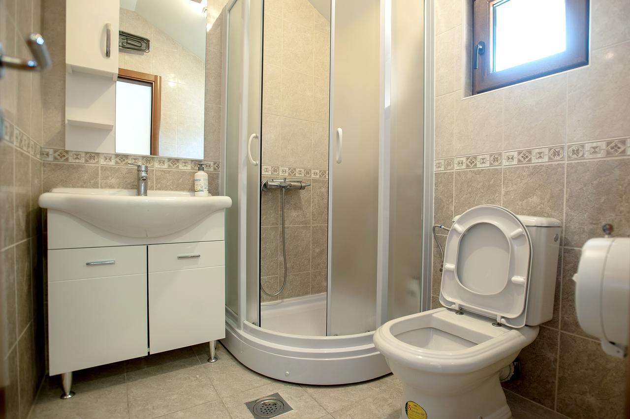 Apartament Danilovgrad Exteriör bild