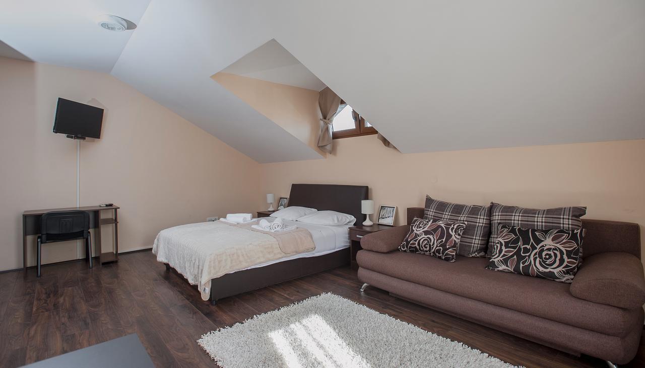 Apartament Danilovgrad Exteriör bild